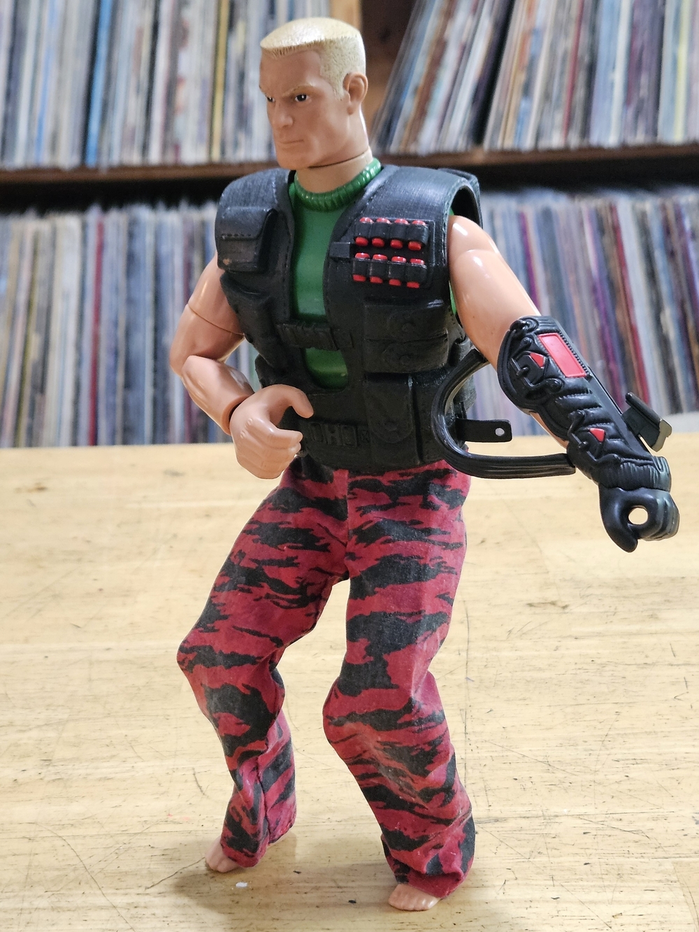 Vintage 1999 Hasbro G.I. Joe Duke 1:6 scale action figure with Camo Pants